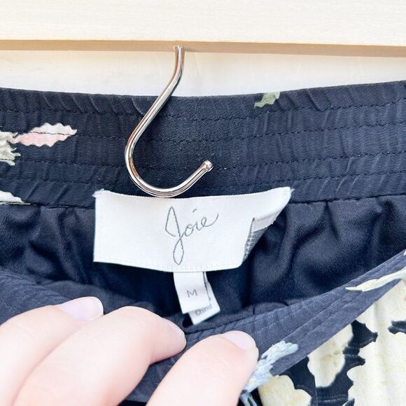 Joie Black Botanical Floral Black 100% Silk Pants - Picture 4 of 8